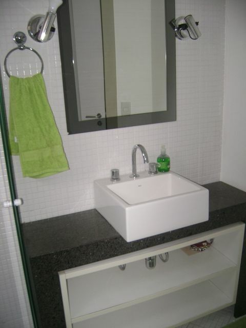 Apartamento à venda com 1 quarto, 57m² - Foto 9