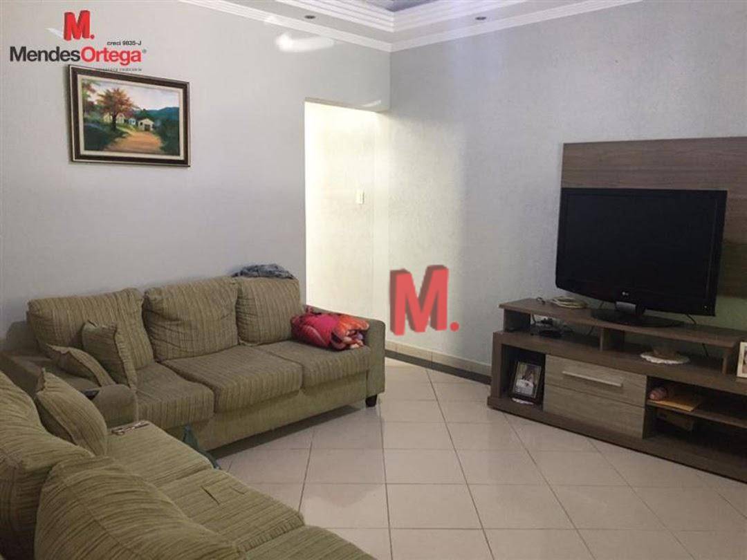 Casa à venda com 4 quartos, 254m² - Foto 6