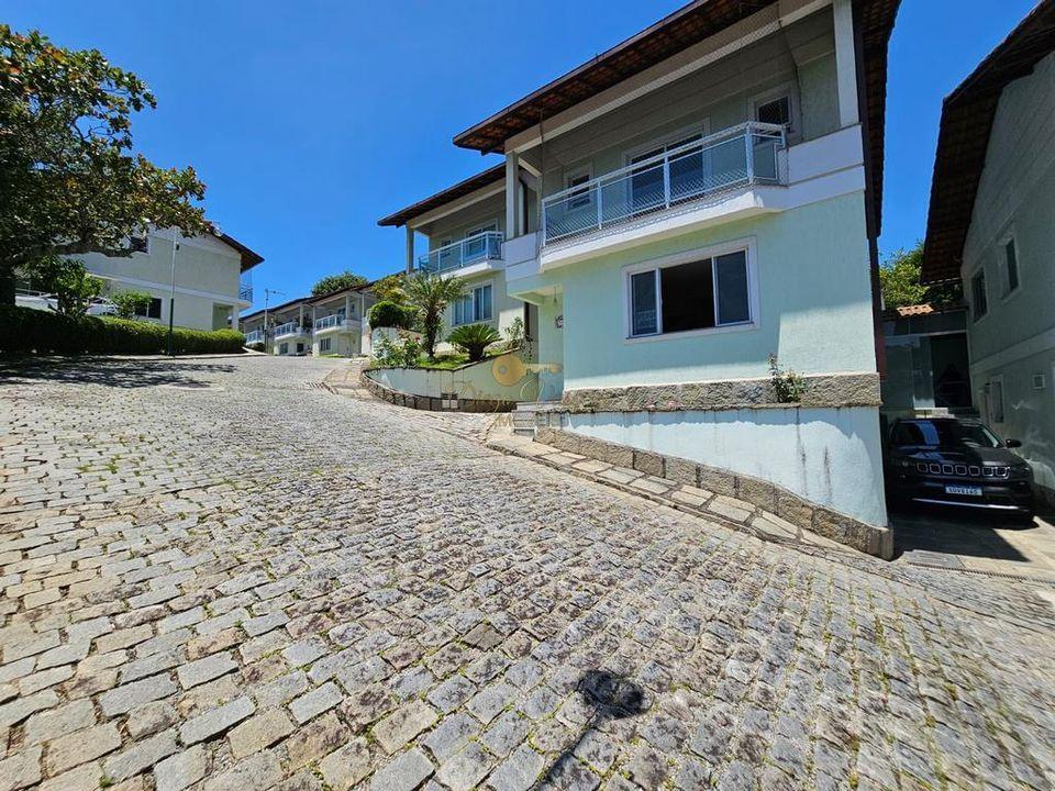 Casa de Condomínio à venda com 4 quartos, 200m² - Foto 31