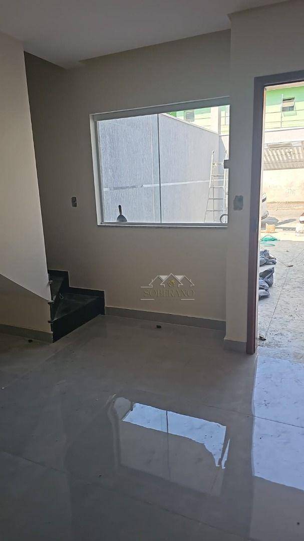 Sobrado à venda com 3 quartos, 140m² - Foto 3