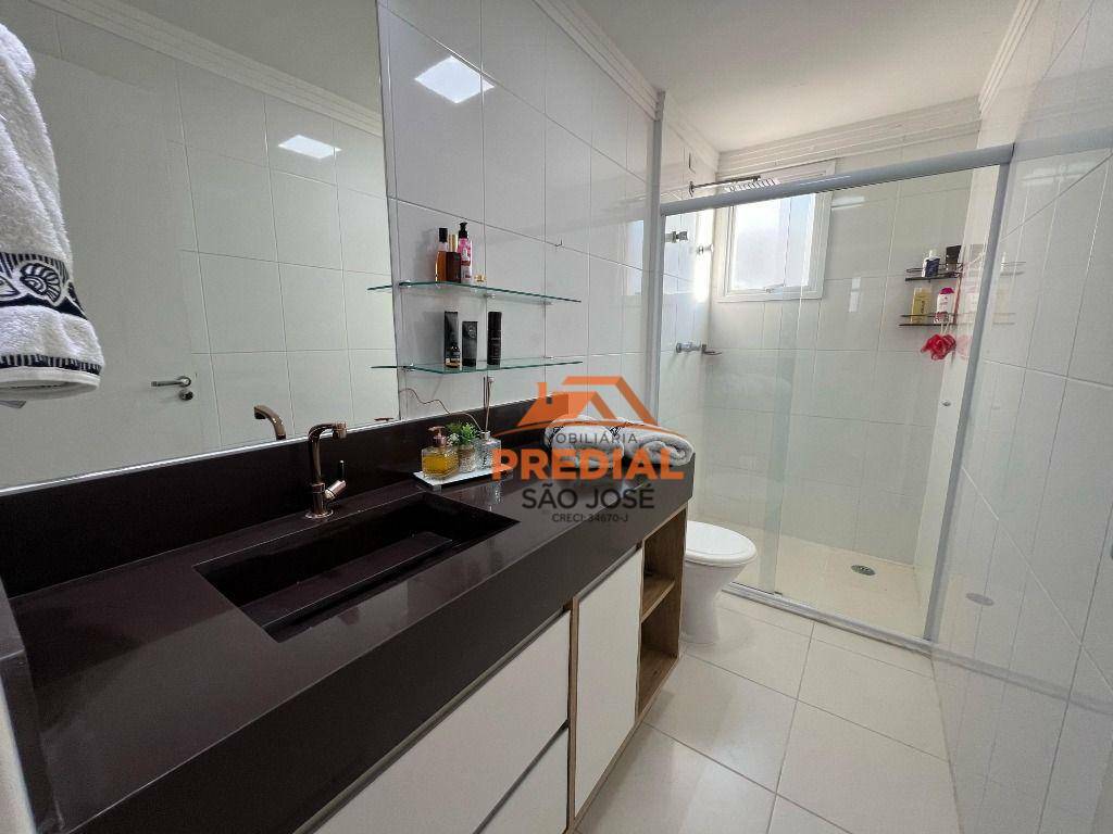 Apartamento à venda com 3 quartos, 122m² - Foto 24