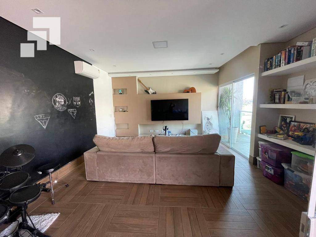 Sobrado à venda com 2 quartos, 145m² - Foto 31