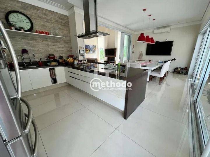 Casa à venda com 3 quartos, 212m² - Foto 5