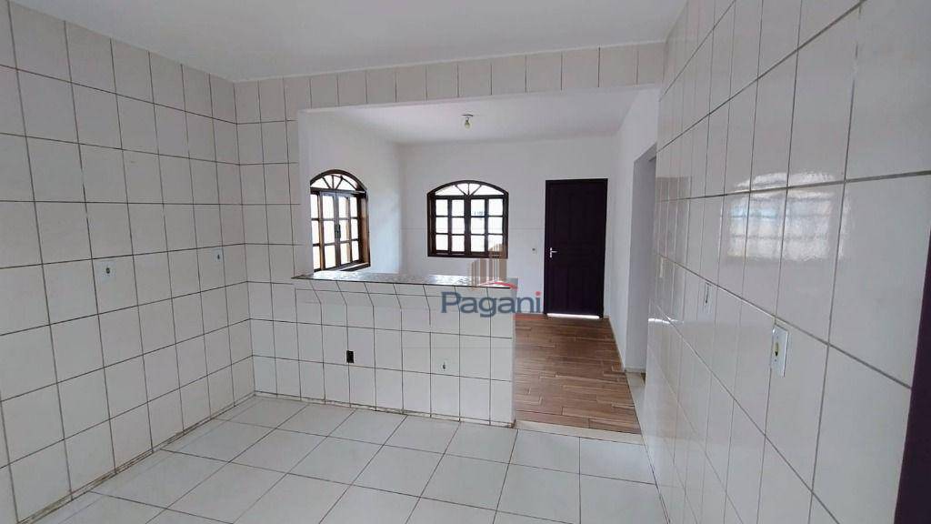 Casa para alugar com 2 quartos, 60m² - Foto 12