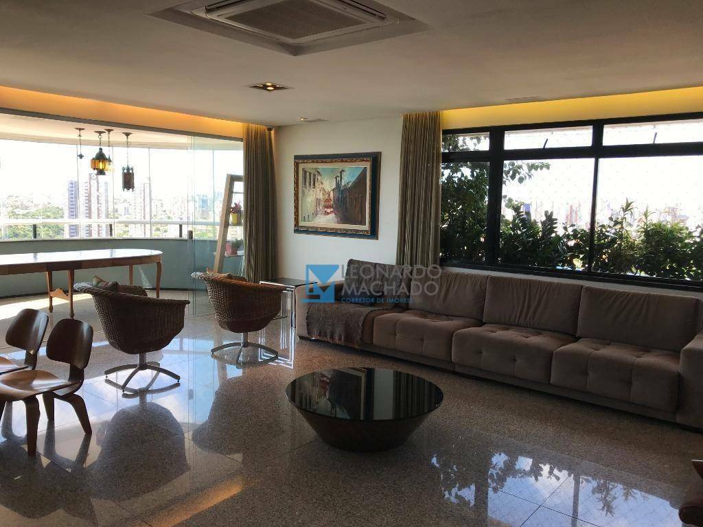 Apartamento à venda com 3 quartos, 221m² - Foto 7