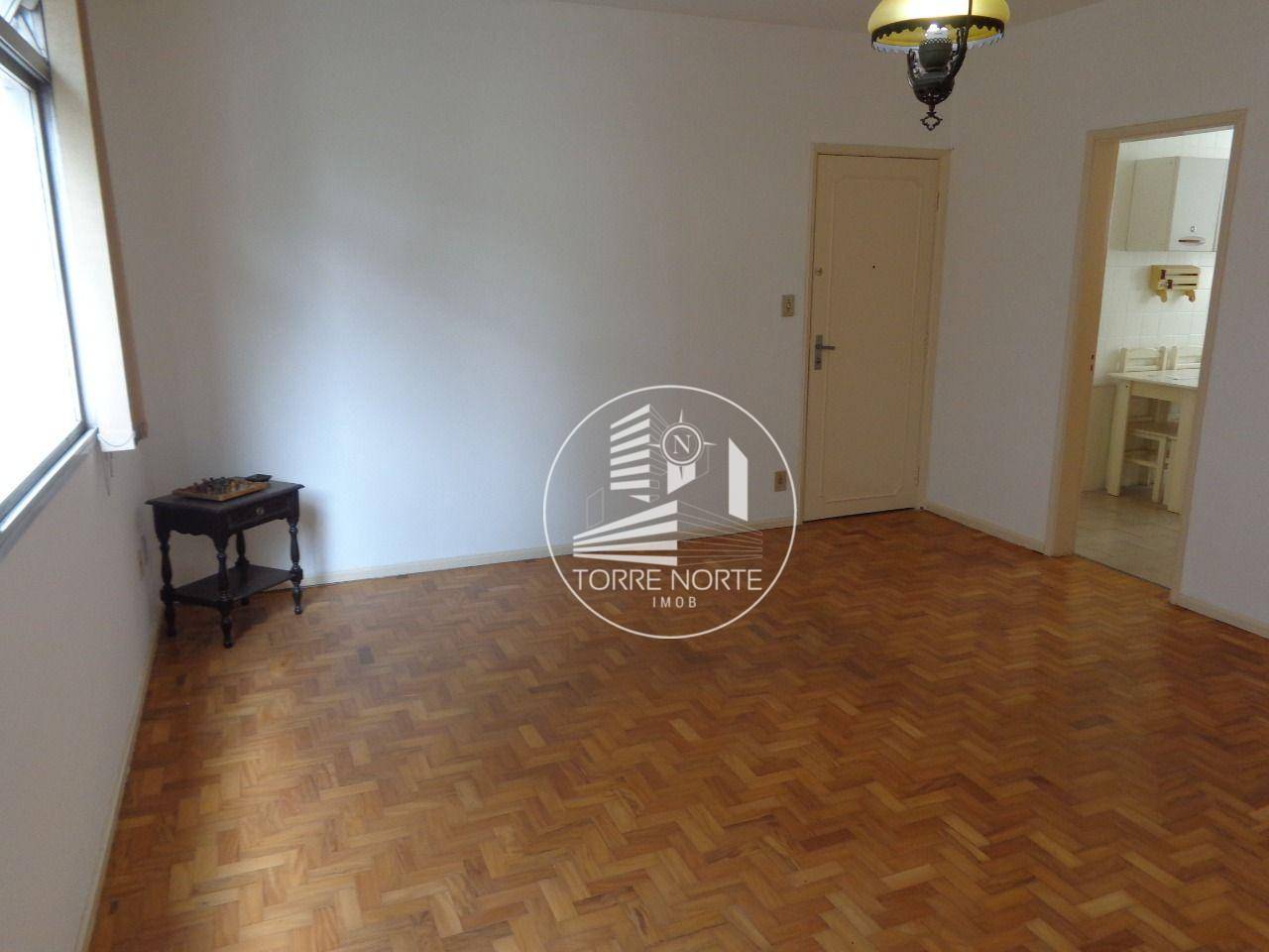 Apartamento à venda com 3 quartos, 103m² - Foto 2