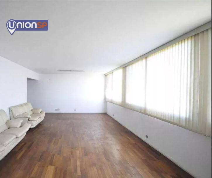 Apartamento à venda com 4 quartos, 202m² - Foto 2