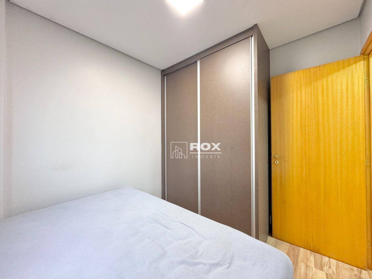 Apartamento à venda com 3 quartos, 76m² - Foto 32