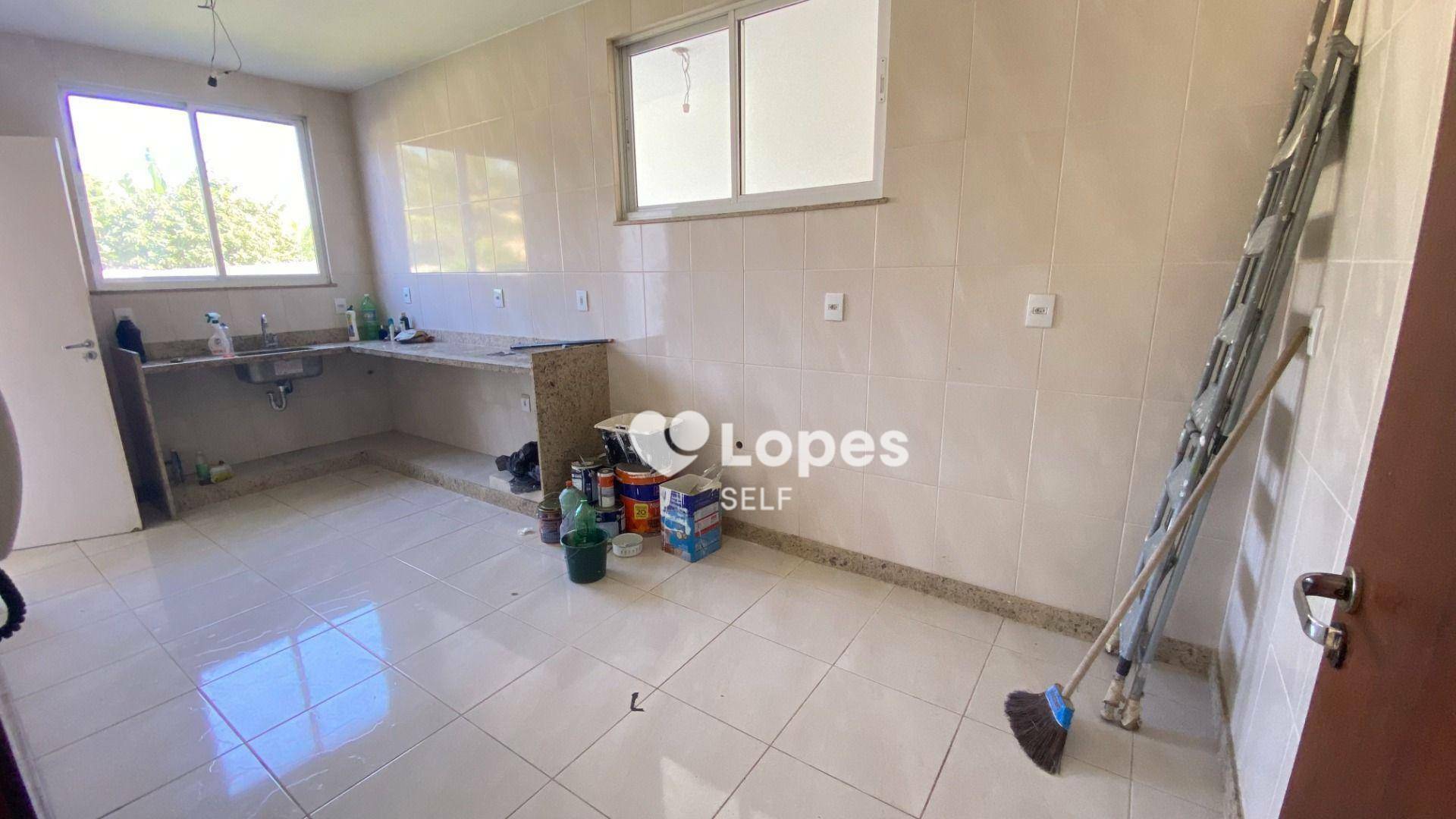 Casa à venda com 3 quartos, 258M2 - Foto 8