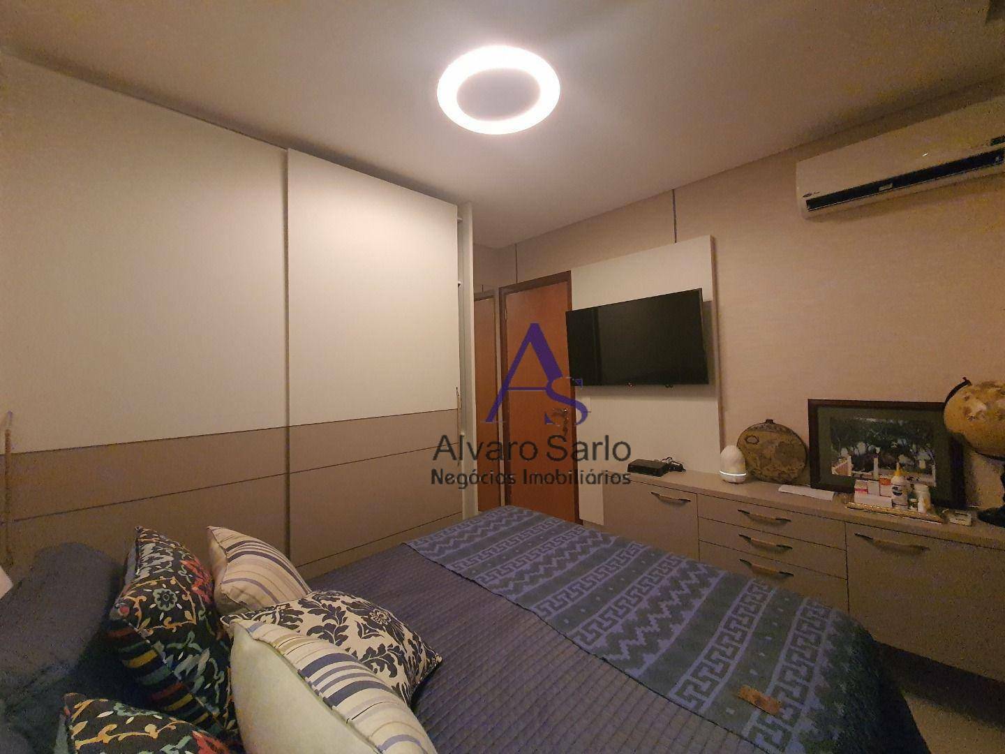 Apartamento à venda com 3 quartos, 115m² - Foto 18