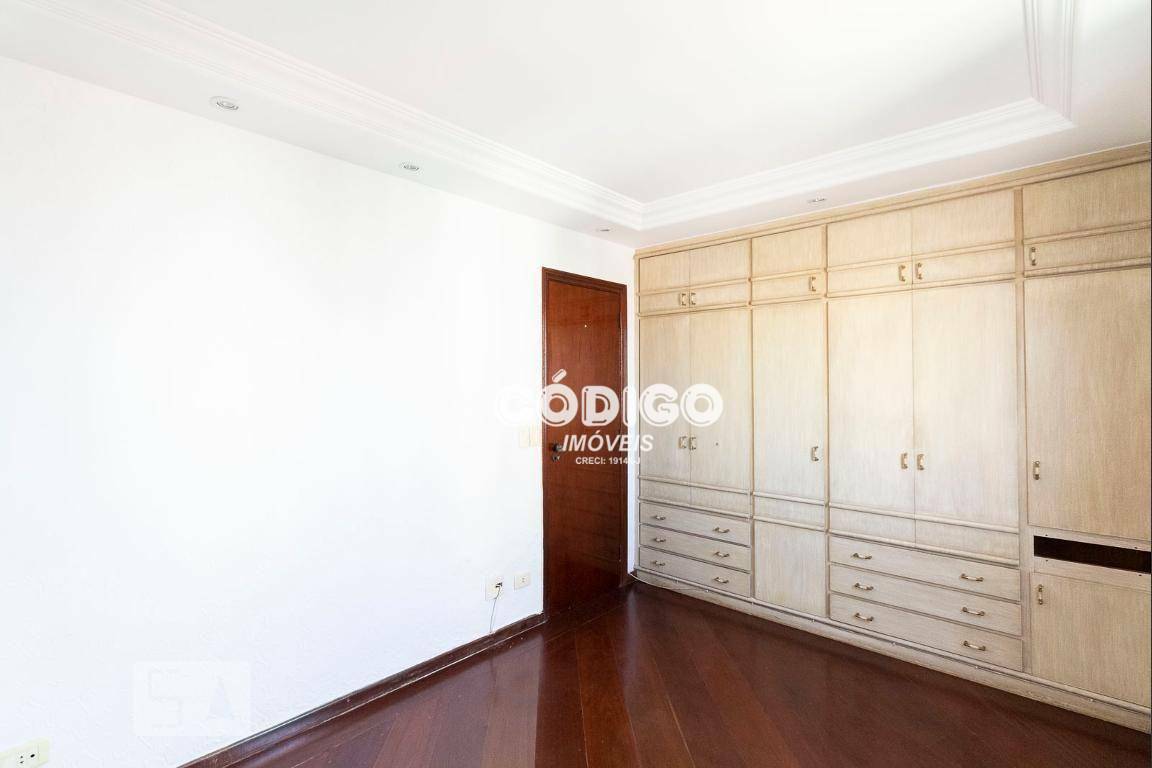 Apartamento à venda com 3 quartos, 110m² - Foto 17