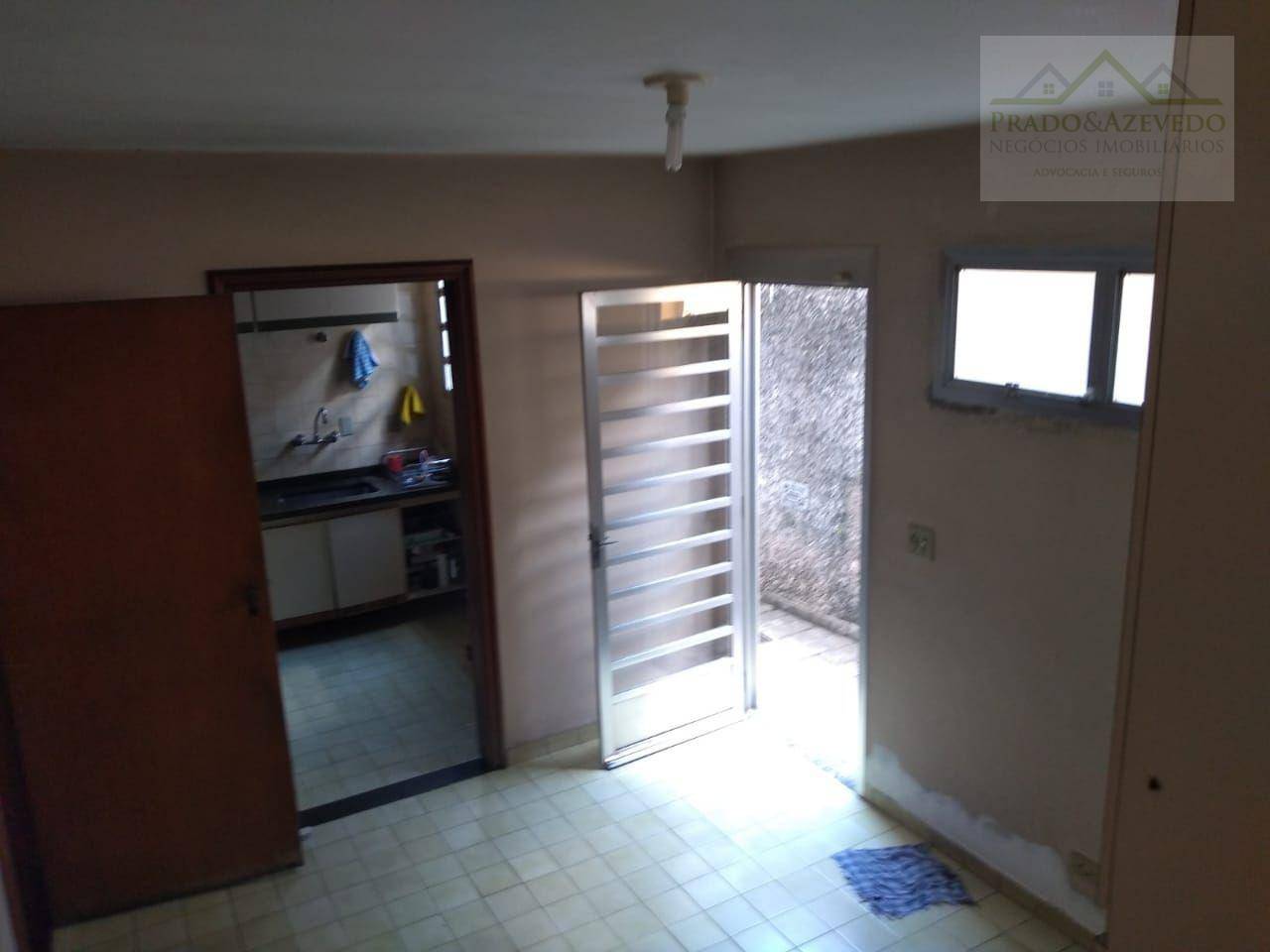 Casa à venda com 5 quartos, 223m² - Foto 18