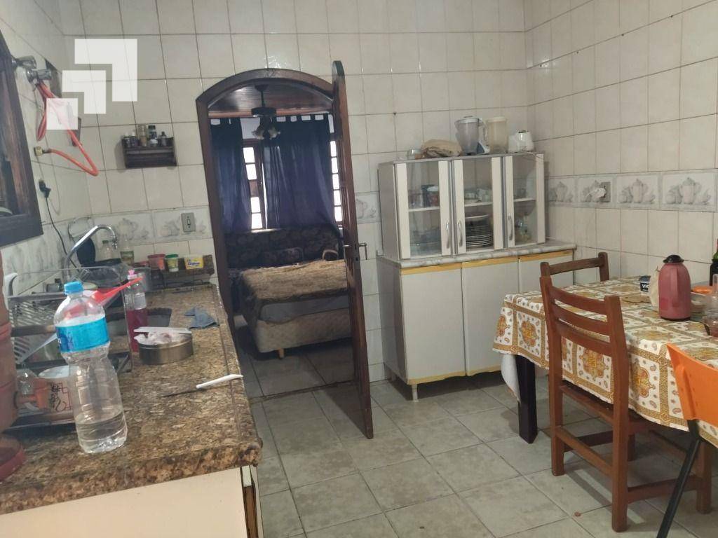 Sobrado à venda com 3 quartos, 270m² - Foto 14