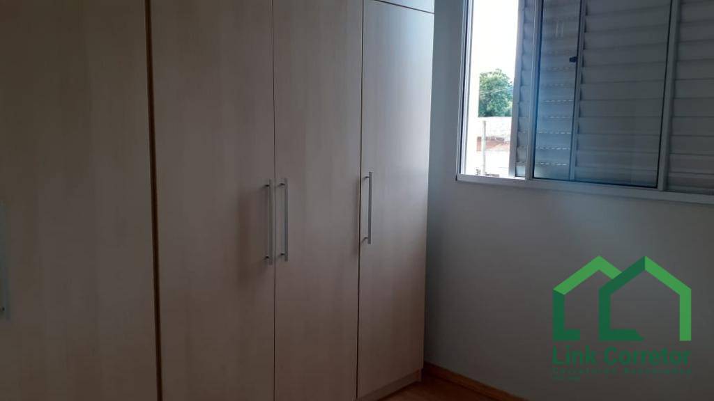 Apartamento para alugar com 2 quartos, 45m² - Foto 11