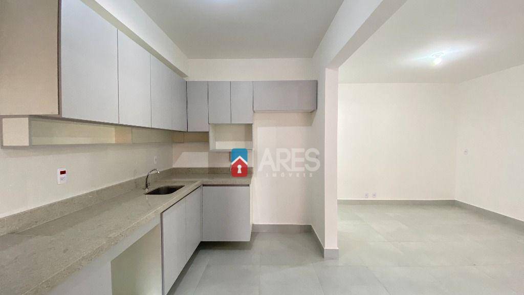 Apartamento para alugar com 3 quartos, 101m² - Foto 8