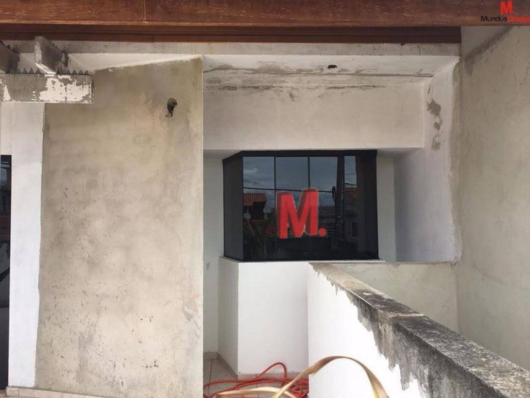Casa à venda com 3 quartos, 126m² - Foto 4