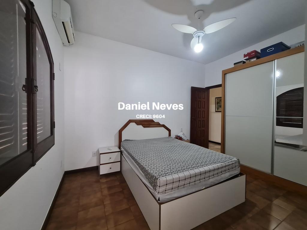 Casa à venda com 4 quartos, 309m² - Foto 26