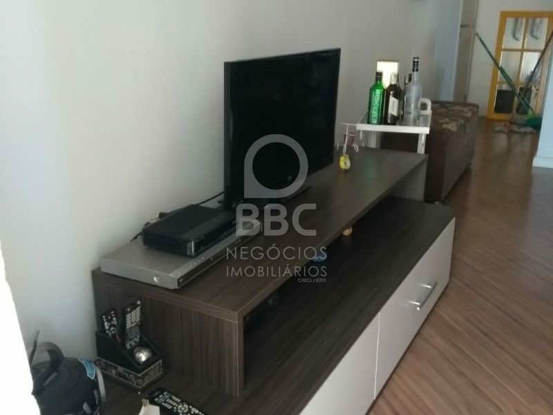 Apartamento à venda com 2 quartos, 66m² - Foto 4