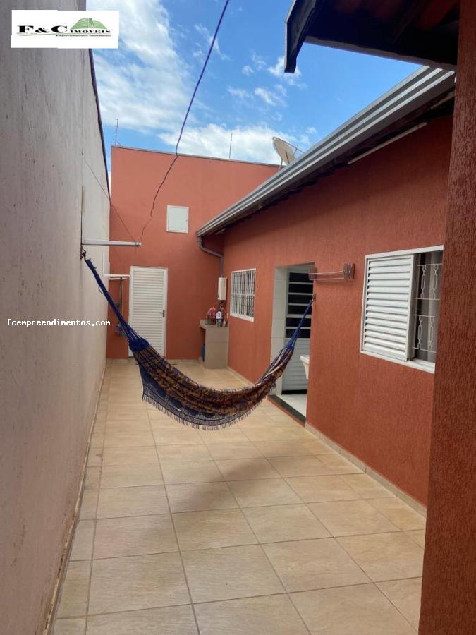 Casa à venda com 3 quartos, 200m² - Foto 15