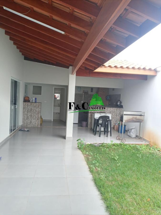 Casa à venda com 2 quartos, 250m² - Foto 5