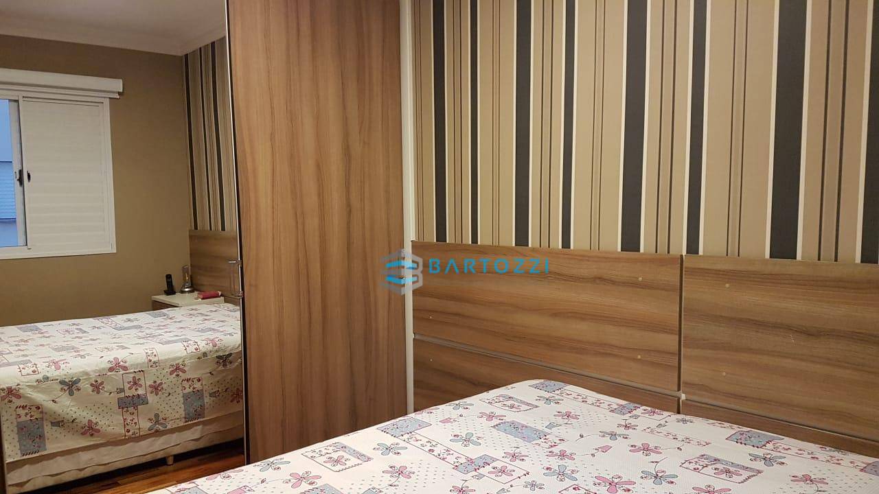 Apartamento à venda com 2 quartos, 63m² - Foto 11