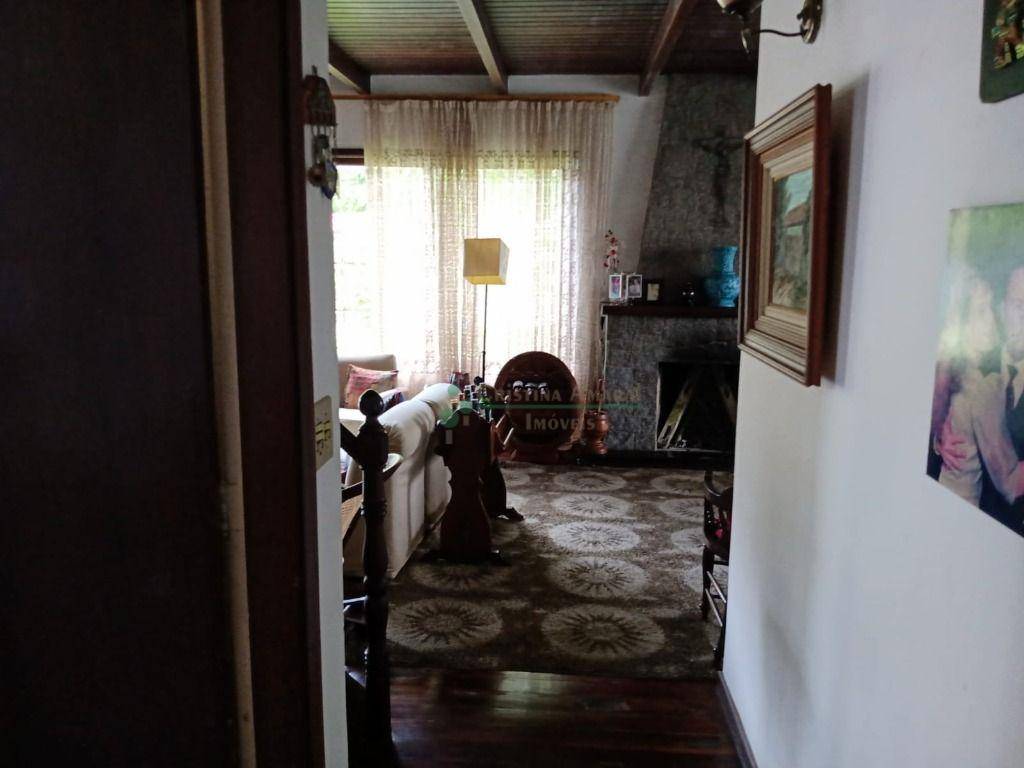 Casa à venda com 3 quartos, 300m² - Foto 17