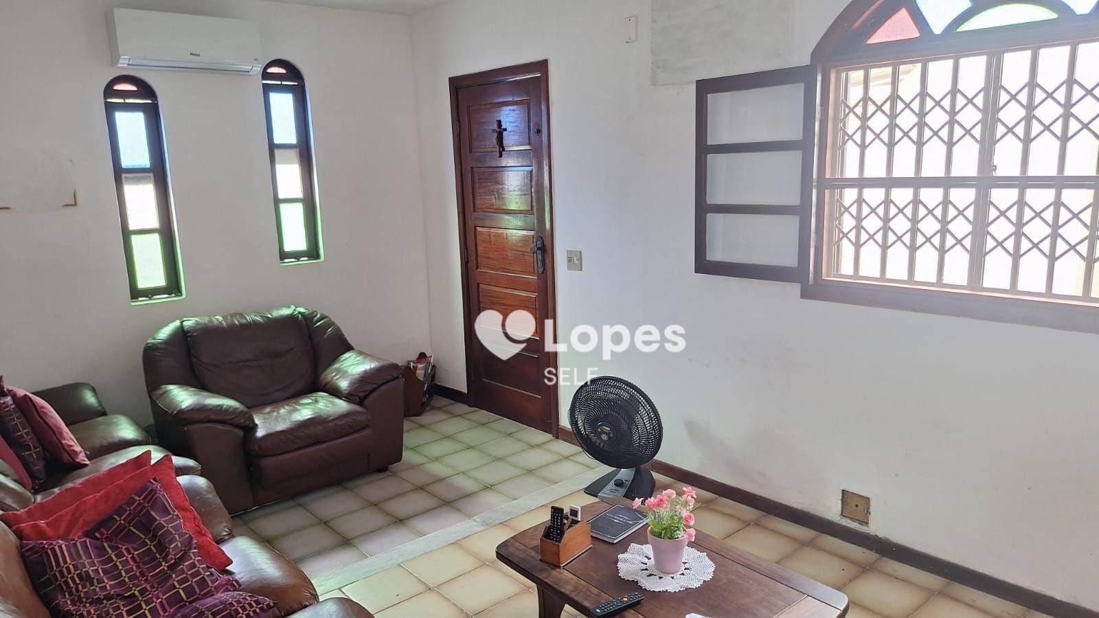 Casa à venda com 3 quartos, 190m² - Foto 10