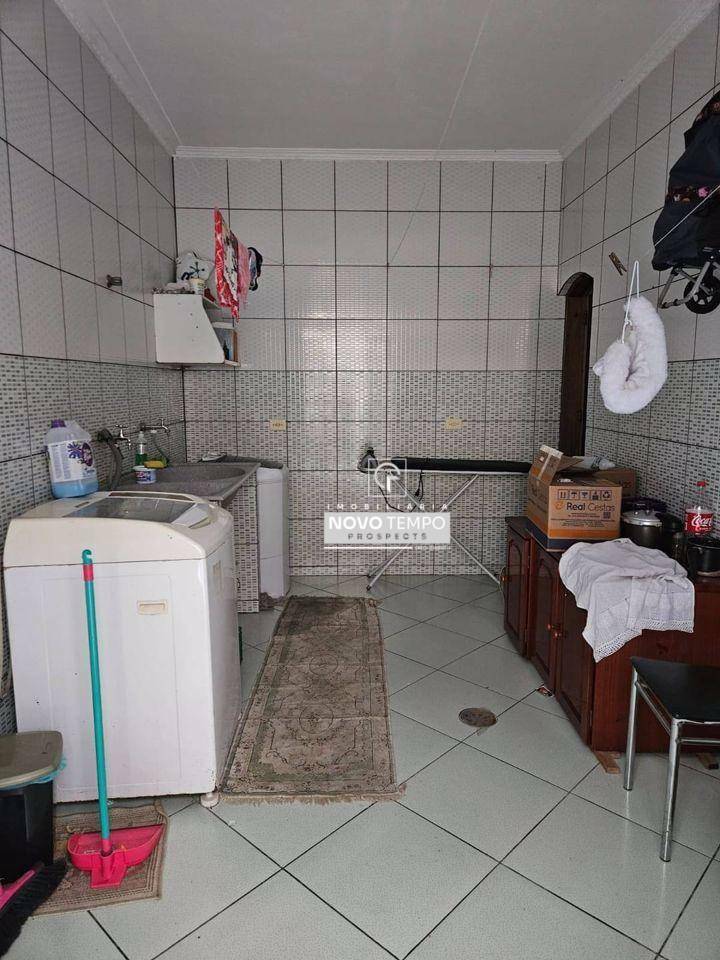 Casa à venda com 3 quartos, 200m² - Foto 15