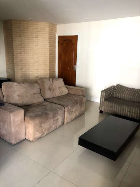 Apartamento à venda com 3 quartos, 130m² - Foto 9