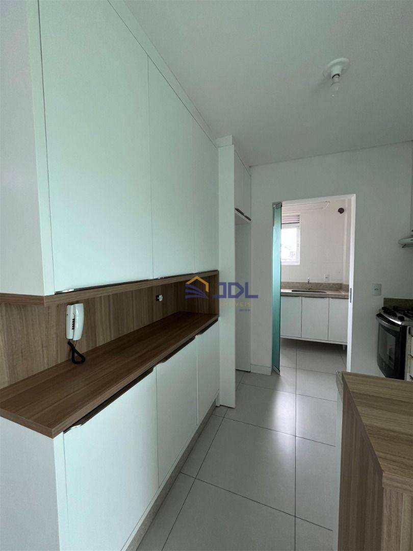 Apartamento à venda com 3 quartos, 109m² - Foto 12