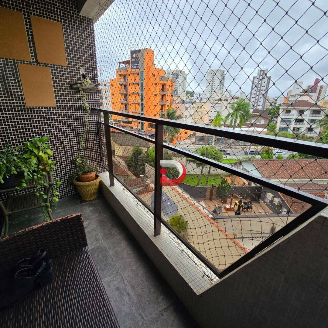 Apartamento à venda com 3 quartos, 120m² - Foto 4