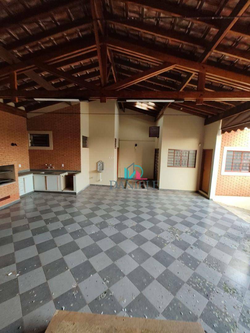 Casa à venda com 3 quartos, 265m² - Foto 19