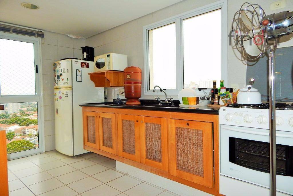 Apartamento à venda com 2 quartos, 121m² - Foto 7