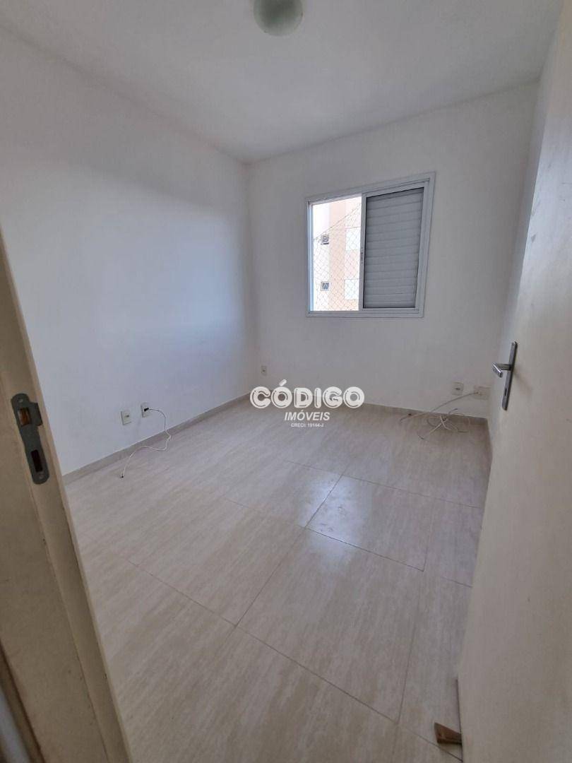 Apartamento para alugar com 2 quartos, 69m² - Foto 9