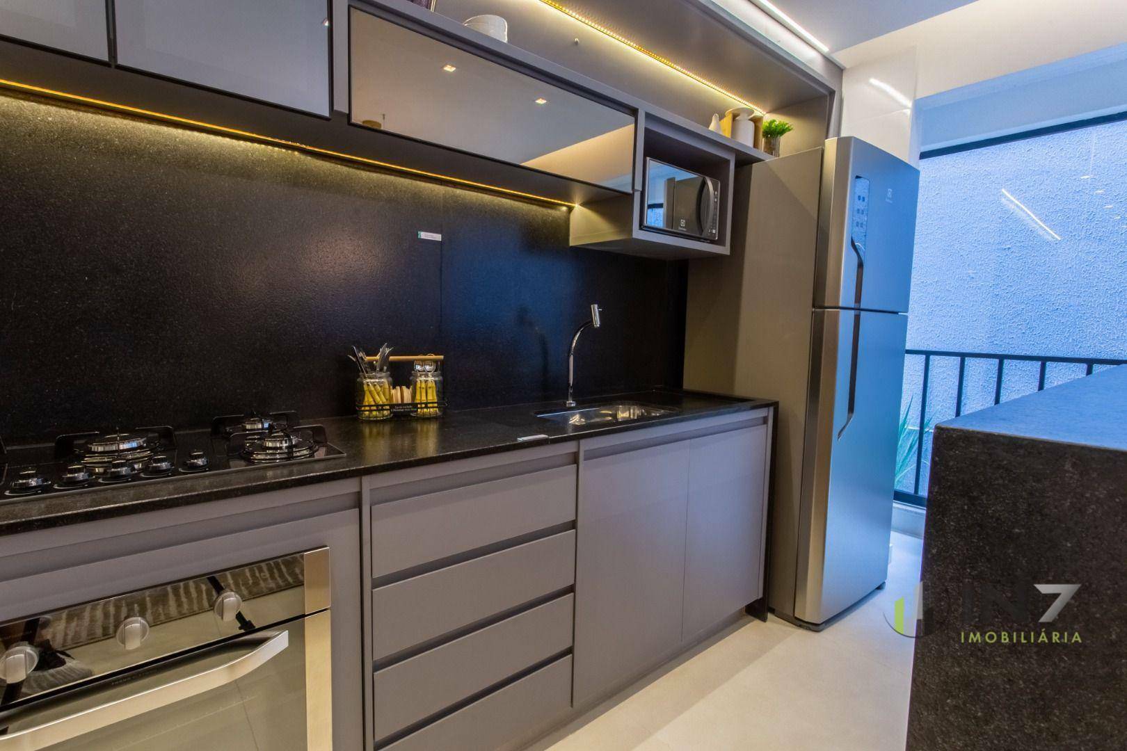 Apartamento à venda com 3 quartos, 102m² - Foto 19