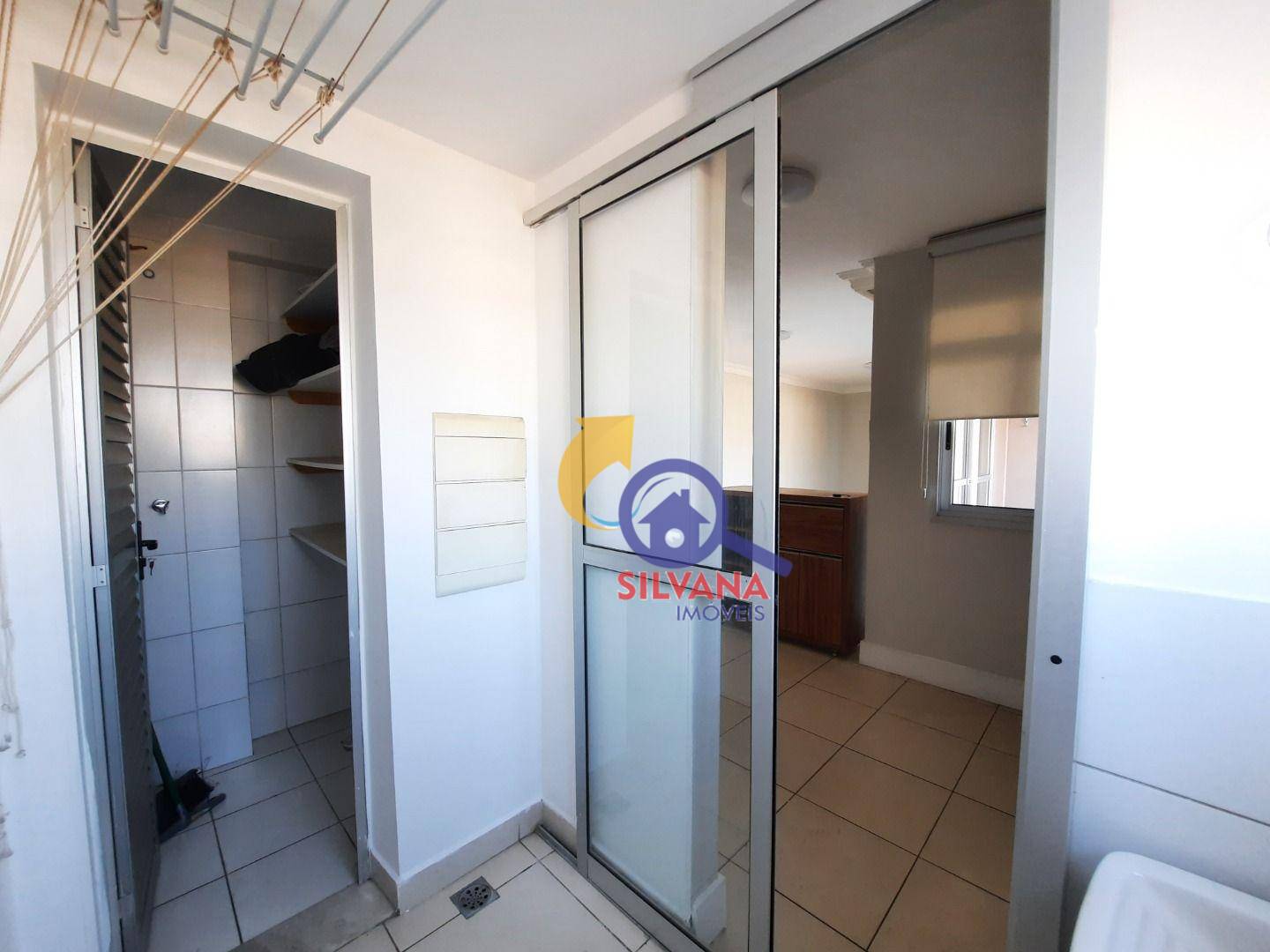 Apartamento à venda com 3 quartos, 82m² - Foto 8