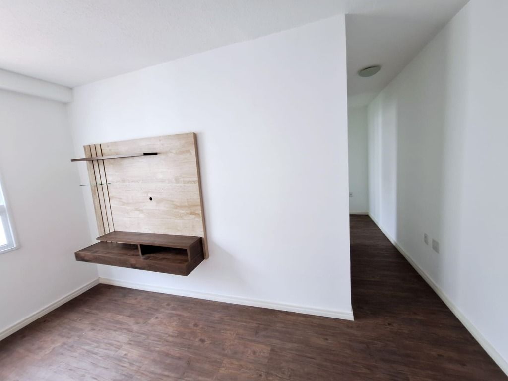 Apartamento à venda com 2 quartos, 46m² - Foto 3