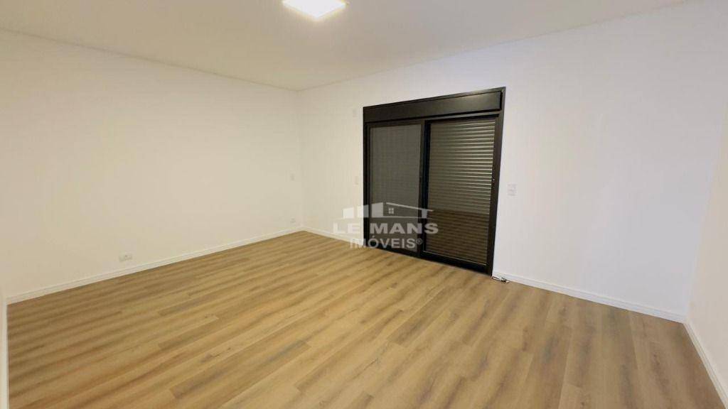 Casa à venda com 3 quartos, 235m² - Foto 22