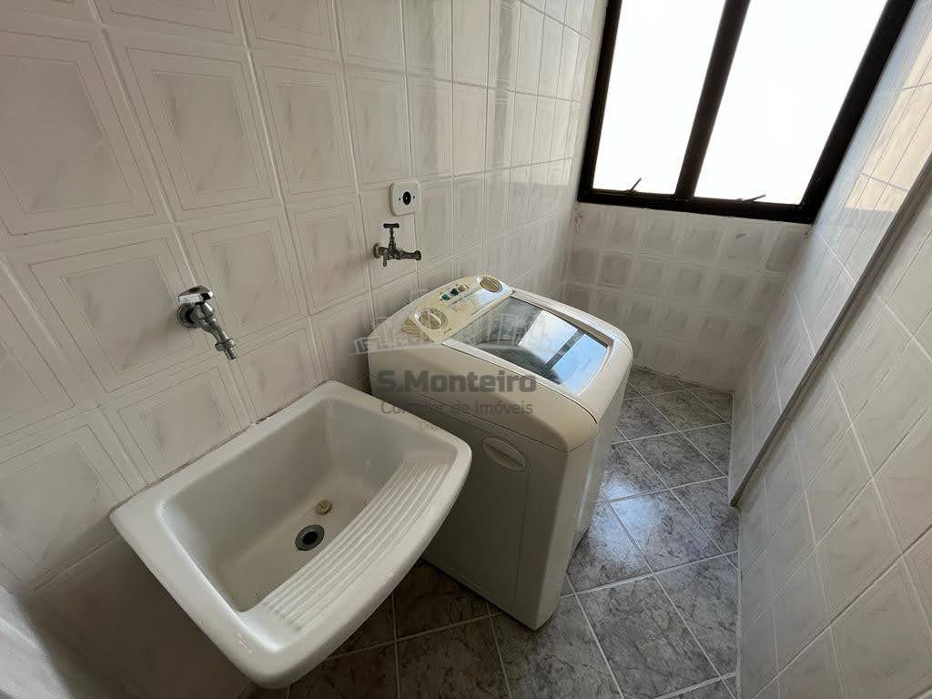 Apartamento à venda com 2 quartos, 60m² - Foto 17