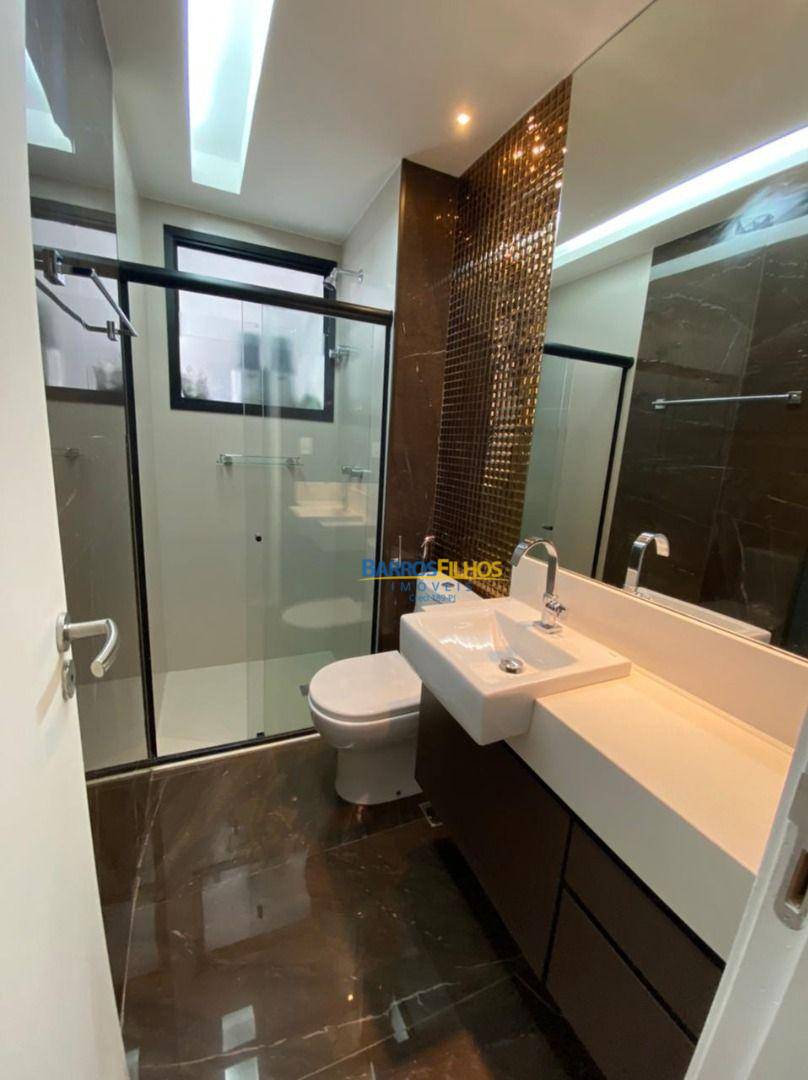 Apartamento para alugar com 2 quartos, 100m² - Foto 17