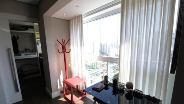 Apartamento à venda com 3 quartos, 206m² - Foto 11