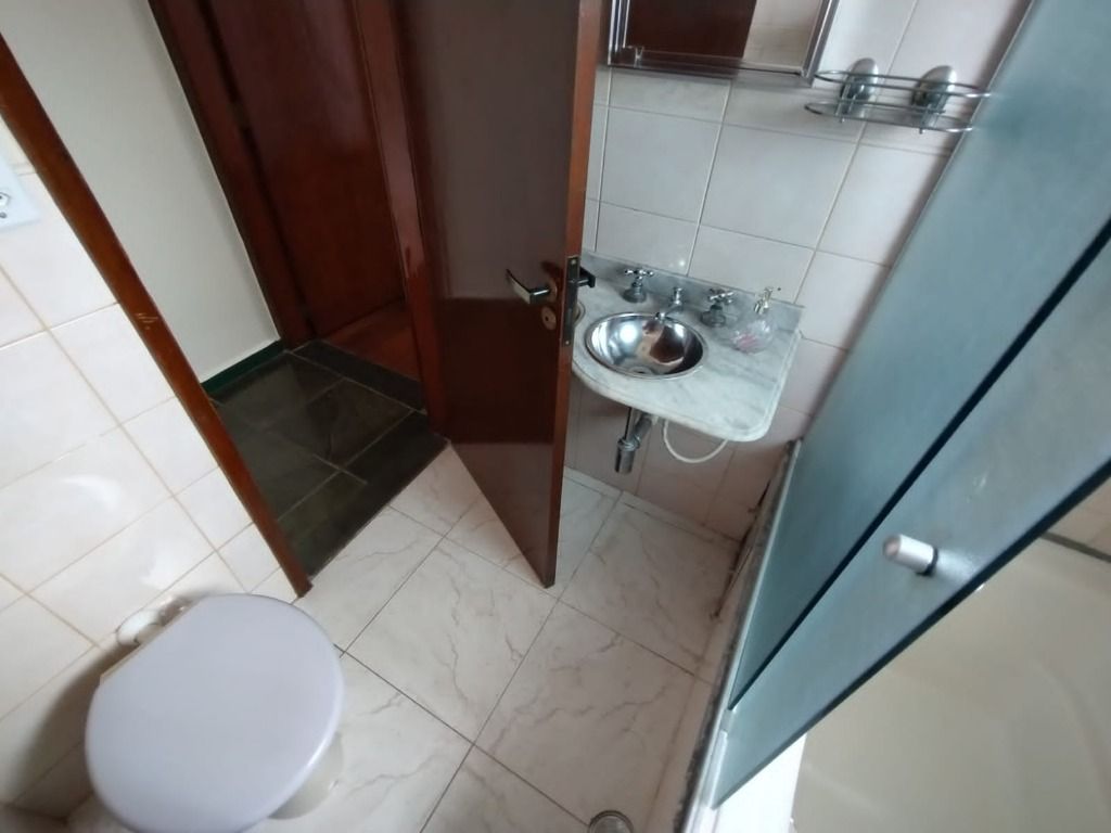 Sobrado à venda com 3 quartos, 220m² - Foto 22