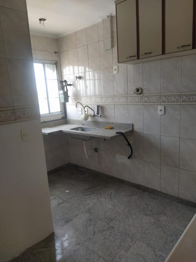 Apartamento à venda com 3 quartos, 145m² - Foto 7