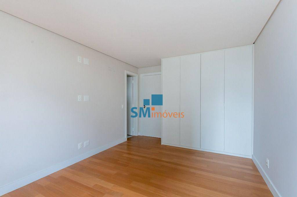 Apartamento à venda com 3 quartos, 236m² - Foto 11