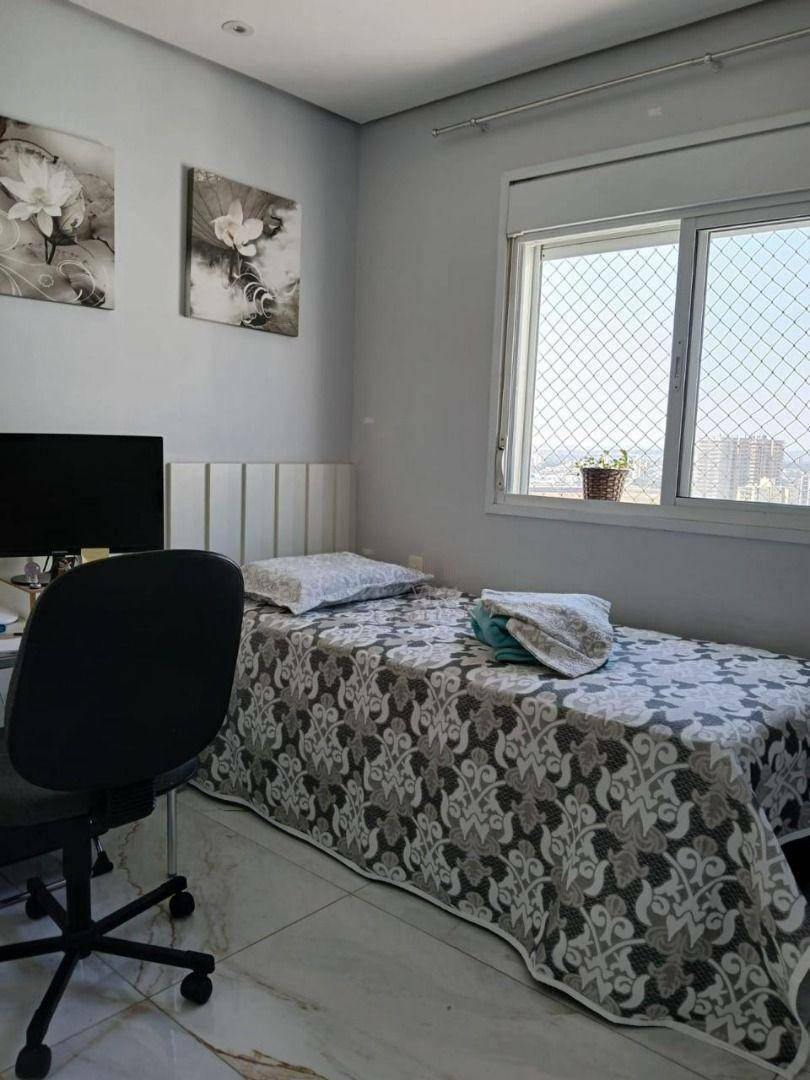 Apartamento à venda com 4 quartos, 190m² - Foto 24