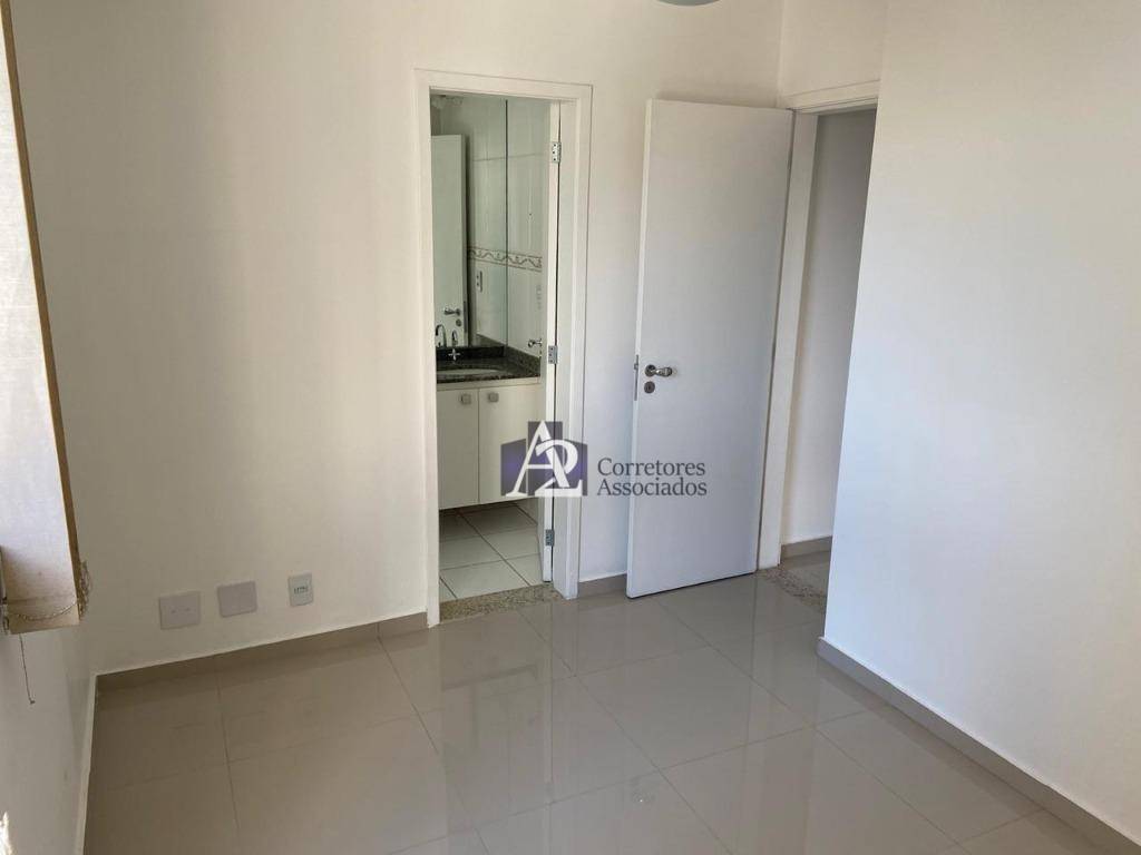 Apartamento à venda com 2 quartos, 54m² - Foto 11