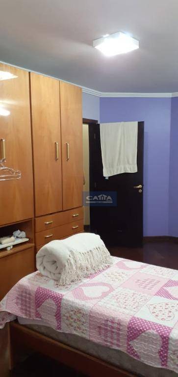 Sobrado à venda com 4 quartos, 300m² - Foto 55