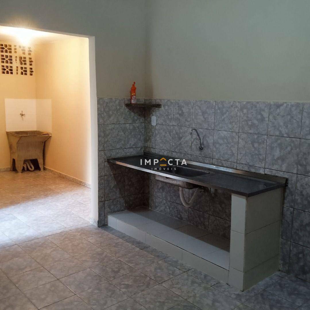 Casa para alugar com 1 quarto, 55m² - Foto 9
