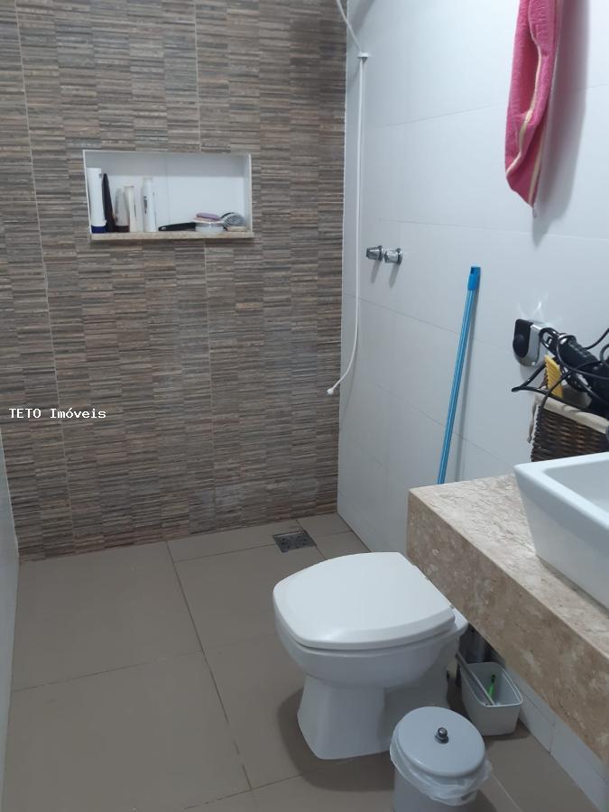 Casa à venda com 4 quartos, 206m² - Foto 10