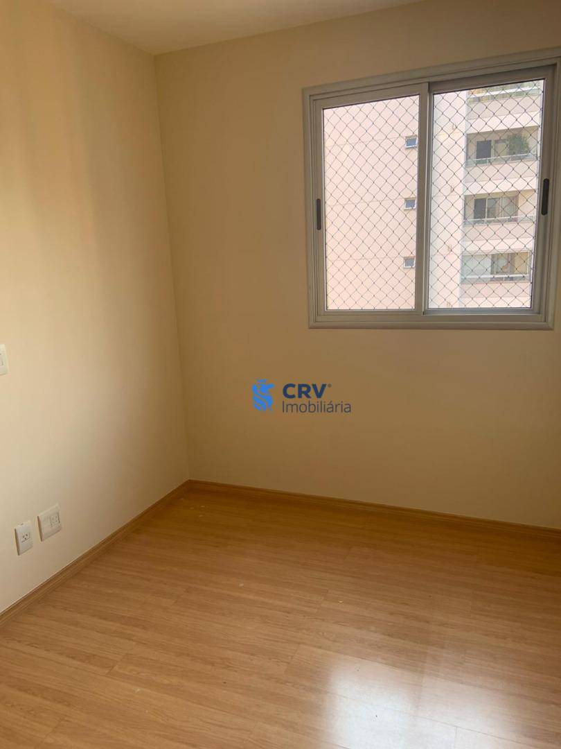 Apartamento para alugar com 3 quartos, 70m² - Foto 11